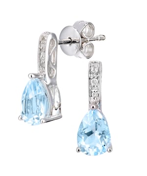 9K (375) witgoud: 1,51 gram; # Diamant: 0,03 ct; # Blauwe Topaas: 1ct