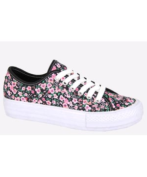 Dek deliver effortlessly laid-back casual style perfect for everyday wear in these Lucy skate shoes, boasting a stylish floral design with a black trim featuring contrast-stitch detailing that is sure to make an impression.- Multi Floral Canvas upper
- Secure Lace fastening
- High-density double sockliner
- Rubber Sole