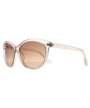 Las gafas de sol Calvin Klein Cat Eye Womens Crystal Beige Brown Gradient CK19534S encarnan una estética moderna y sofisticada con una silueta atrevida pero refinada. Estas gafas de sol, con montura de ojo de gato de gran tamaño, están fabricadas en acetato de alta calidad para ofrecer una sensación duradera y ligera que garantiza la comodidad durante todo el día. El diseño minimalista se realza con la sutil marca Calvin Klein en las patillas, que añade un toque de lujo sin sobrecargar el look elegante y contemporáneo. Las lentes ofrecen protección UV total para proteger tus ojos sin perder el estilo.