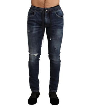 Nuevo con etiquetas  
Corte ajustado  
Color azul oscuro  
Tres bolsillos frontales y dos traseros  
Cierre de cremallera y botón  
Placa de logo metálica en el bolsillo trasero  
Hecho en Italia  
Calidad artesanal  
Material: 92% algodón, 6% poliéster, 2% elastano
