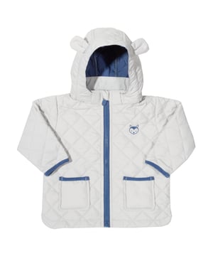 New! Our brand new soft grey mini country coat is a great option for all those little ones out there. With a useful detachable hood and quilted effect fabric style, it offers a wonderful layer for small people. Featuring front pockets, cord trims and bindings and a cute fox face embroidery to the chest this coat really does offer everything.
