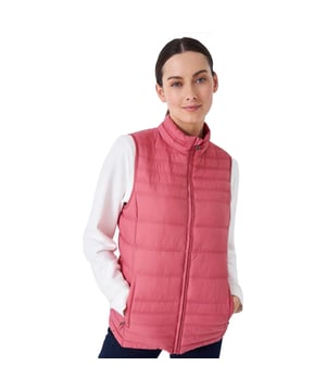 A lightweight gilet. We've designed this with two roomy pockets and finished with our classic crossed oars printed on the chest. Layer over all your pastel jumpers and let the weekend begin.