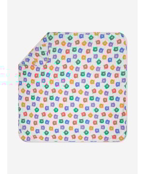 The Bonnie Mob depict captivating materials in their vintage inspired pieces. This baby unisex shawl with hood in red captures the label's high quality modifications and exceptional craftsmanship. Depicted in checked apple patterning for a cute autumnal feel.  Unisex Baby Blanket Ears 95cm x 95cm 100% GOTS Certified Organic Cotton GOTS Certified Organic Brand