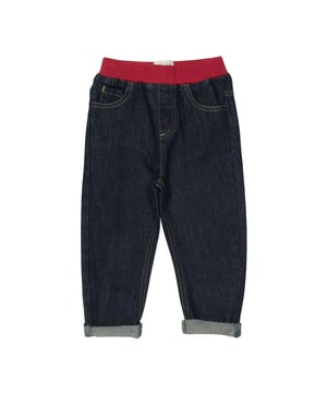 These have got to be the comfiest jeans ever. With a soft rib elasticated waistband in contrast cherry red and tuned up cuffs they really are the business. To give these jeans a soft and lived in look we have washed them in natural enzymes that come from apples. Combine them with any of our bright and fun t-shirts for a lovely Kite look which is comfy, colourful and stylish.