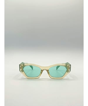 Angular Framed Sunglasses in Brown with Green Arms
Frame Colour: Brown/Green
Lens Colour: Green
Frame Material: Plastic
Lens Material: PC
SKU: SG2307414
UV 400 PROTECTION IN ACCORDANCE WITH 89/686/EEC BS EN ISO 123-1:2013