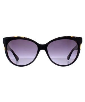 Las gafas de sol Kate Spade Cat Eye Womens Blue Havana Dark Grey Gradient Daesha/S tienen una montura cat eye elegante que proporciona una estética atrevida y una amplia cobertura. Fabricadas en acetato de primera calidad, estas monturas son ligeras pero duraderas, lo que garantiza un ajuste cómodo para un uso prolongado. Las lentes ofrecen protección total contra los rayos UV, manteniendo sus ojos a salvo de la dañina exposición al sol. Sutil pero distintivo, el logotipo de Kate Spade adorna las patillas, añadiendo un toque de elegancia.