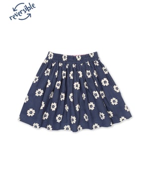 100% organic cotton | Proud to be certified by Control Union to the Global Organic Textile Standard (GOTS) | Fab flower all-over print on one side (corduroy) | Garden birds all-over print on reverse (twill) | Fully reversible | Full skirt designed for twirling | Elasticated waistband | Made in India | Machine washable at 40 degrees, or at 30 degrees to be kinder to the planet