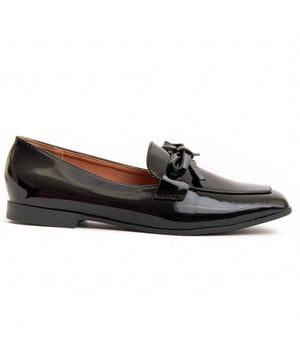 Mocasín casual para mujer. Calce cómodo. Fabricado por otras marcas para nuestra marca.
