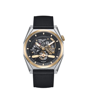 <ul><li>Caja de acero inoxidable de calidad quirúrgica 316L</li><li>Movimiento automático enjoyado</li><li>Rodamientos de joyas: 22 rubíes</li><li>Reserva de marcha de 42 horas</li ><li>Latidos por hora (BPH): 21600/hora</li><li>Cristal mineral recubierto de zafiro</li><li>Esfera semiesqueleto</li><li>Fondo de observación para ver el movimiento< /li><li>Corona con logotipo grabado</li><li>Correa de piel auténtica</li><li>Cierre de acero inoxidable con logotipo grabado</li><li>Agujas luminosas</li><li>43 mm Ancho de la caja</li><li>Resistencia al agua 10 ATM</li>