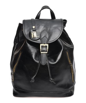 Mochila
Solapa con cierre de hebilla
Cierre con cordones
Bolsillo interior con cremallera
Correas ajustables para los hombros
Composición: 100% piel de vaca
Placa metálica de la marca
Dimensiones (M): 32x36x14cm