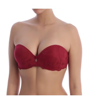 Trägerloser BH für Bräute, mit Bügeln und gepolsterten Push-up-Cups. Perfekt zur Vergrößerung der Brust und zur Ergänzung von Hochzeits- und Partykleidern, kombiniert mit Komfort und Raffinesse.

 Details:

 - Trägerloses Design.
 - Doppelter Push-up-Effekt.
 - Körbchen mit Bügeln.
 - Abnehmbare und vielseitige Träger.
 - Mit zarter Spitze verziert.
 - Rutschfestes Gummiband.
 - Mit einem Satz Textil-Träger.
 - Exklusive zentrale Verzierung.
 - Verstellbarer Verschluss hinten.

 Dieser Doppel-Push-up-BH mit abnehmbaren Trägern ist die ideale Wahl für alle, die ihre Silhouette betonen wollen, ohne auf Komfort und Vielseitigkeit zu verzichten.
 Zusammensetzung: 78% Polyester, 19% Polyamid, 3% Elasthan
 Pflegehinweise:
Handwäsche.
 Kein Bleichmittel verwenden.
 Feinwaschmittel verwenden.
 Lufttrocknen.