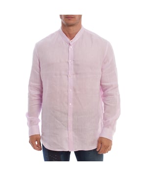 Long-sleeved shirt by Emporio Armani, an essential classic in the men's wardrobe reinterpreted with elegance and style.

 Made from soft, ultra-fine linen, it provides an incomparable feeling of freshness and lightness.

 Its loose fit and Mao collar provide a modern, relaxed touch, while the transparent buttons add a subtle, sophisticated finish.

 Its versatile style makes it a perfect choice for multiple occasions, always providing a balance between comfort and sophistication, both in formal settings and in special moments.
 Composition: 100% Linen
 Care:
- Machine wash max. 30ºC.
 - Use similar colors in the wash.
 - Avoid the use of bleaches.
 - Do not use a dryer.
 - Iron at low temperatures.
 - Do not use steam.