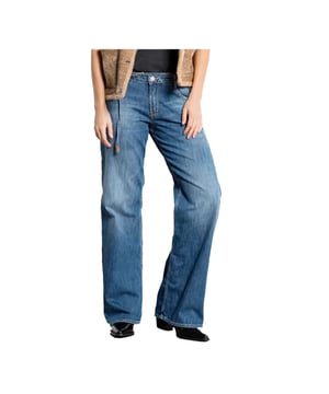 Jeans Le Temps Des Cerises Lauryn Damen Blau Baumwolle. Authentisches Kleidungsstück der Marke Le Temps Des Cerises - Streetwear/Sportswear-Design von Le Temps Des Cerises - Le Temps Des Cerises für Damenmode, perfekt für den Alltag - Jeans Le Temps Des Cerises in Blau harmoniert perfekt mit dem Rest Ihrer Garderobe - bequeme Baumwollqualität - klassisch - Lauryn -