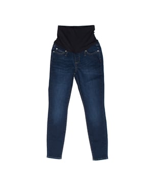 Estos skinny jeans de maternidad están diseñados para ofrecer confort y estilo durante todo el embarazo.

Incorporan un panel elástico súper alto que se ajusta sobre el vientre, proporcionando un soporte completo sin apretar, adaptándose a las diferentes etapas del embarazo.

Sin cierre de botón, estos jeans cuentan con una cintura ajustable interna para ofrecer un ajuste personalizado y mayor comodidad a medida que el abdomen crece.

Con un diseño clásico de cinco bolsillos y un corte ajustado a lo largo de las piernas, estos jeans combinan una silueta moderna con la funcionalidad y elasticidad necesarias para la maternidad.
 Composición: Exterior: 83% Algodón, 15% Poliéster, 2% Elastano; Panel: 93% Algodón, 7% Elastano
 Cuidados:
- Lavar a máquina con agua fría.
- Utilizar colores similares en el lavado.
- Evitar el uso de blanqueadores.
- Secar a baja temperatura en secadora.
- Planchar a baja temperatura.
- No lavar en seco.