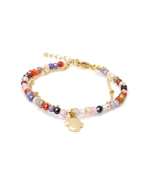 Pulsera Raxsu De Cristal Multicolor acabado en oro amarillo de 18 quilates. Además de lograr estilismos para trotar por el mundo, los diseños de la línea de AFRICA Fantasia marcan la diferencia y consiguen que esa diferencia sea radical. Diseños realizados cuidadosamente a mano con piedras multicolor, turquesas y perlas, dan vida a unas sofisticadas joyas.  Su exotismo solo es comparable con su recato. Intuitiva, ponderada acierta cada vez que te lo pones y representa como pocas el carácter urbano más cosmopolita: BE AUTHENTIC (NOT) UNIQUE.