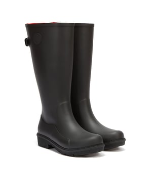 Womens Fit Flop Wonderwelly Tall Wellington Boots in black.- Natural Rubber Mix upper.- Adjustable buckle fastening.- Honeycomb design.- Wonderwelly Technology.- Slip-Resistant Rubber sole.- Ref: AH7090