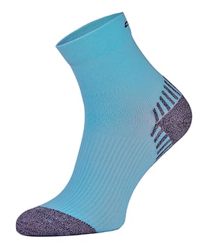 Comodo 1 Pack Compression Running SocksComodo have been providing high-quality socks for men and women since 1996. They sell a range of socks for hiking, cycling, hunting, skiing, and other outdoor events.These running socks are made from super strong elasticated compression technology to increase oxygen, and delivery to the muscles.These socks help to reduce pain in the lower legs to help ward off injury.These socks are suitable for both, men and women, in sizes 3-11 UK. They are machine washable at 30. They are made from 80% Polyamide Microfibre, 10% Polypropylene, 10% Elastane. Extra Product Details  - Sizes 3-11 UK - 1 Pair - Running socks - Compression Socks - Machine Washable