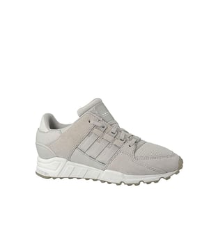 Modisch und lässig - so kann man die Universalschuhe Adidas Eqt Support RF beschreiben. Sie passen zu Jeans und weniger formeller Kleidung, obwohl das heutige Styling auch die Kombination mit einer Sportjacke beinhaltet. Der Look wurde ausgewogen gestaltet - modern, aber auch inspiriert von traditionellen Sportmustern. Das Obermaterial der Schuhe Adidas Eqt Support RF BY9107 ist aus hochwertigen Materialien (Synthetik) mit guter Atmungsaktivität hergestellt - es lässt unsere Beine frei atmen. Besonders erwähnenswert ist die Sohle aus strapazierfähigem, flexiblem Material mit einem Profil, das uns mit Stabilität auch auf rutschigem Boden bieten wird. Schuhe Adidas für Frauen sind sowohl hohen Komfort und große Passform, die wir auf den Einsatz von innovativen technischen Lösungen verdanken. Hervorragende funktionelle Eigenschaften, Komfort und gleichzeitig außergewöhnliches Design - so kann man die Vorteile dieses Modells in einem Satz zusammenfassen Adidas. Das Schuhwerk ist für das ganze Jahr bestimmt.
