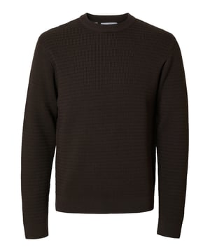 Dieser Strickpullover vereint zeitloses Design mit hohem Wohlfühlfaktor. Gefertigt aus leichtem Material und in normaler Passform gehalten, bietet er ein angenehmes Tragegefühl und vielseitige Kombinationsmöglichkeiten. Der klassische Rundhalsausschnitt und die Rippstrickdetails an Säumen und Ausschnitt verleihen dem Pullover eine dezente, stilvolle Struktur. Ein idealer Begleiter für entspannte Alltagsoutfits oder als eleganter Layer in kühleren Momenten – unkompliziert, bequem und immer passend.