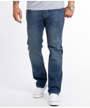 Ein Klassiker für Arbeitsalltag, Freizeit und Urlaub ist die Blue Jeans im Comfort Fit! Viele unserer hell- bis dunkelblauen Herren Jeans gefallen mit coolen Waschungen im Used-Look. Die lässig sitzenden Hosen verfügen über gerade geschnittene Beine, das typische 5-Pocket-Design und ein Rock-Creek Patch. Neben praktischen Bundschlaufen besitzen sie einen Verschluss mit Knöpfen oder Zipper. Unsere Herren Jeans bestehen zu 100% aus Baumwolle oder haben einen hohen BaumwollAnteil. Bei einigen Modellen sorgt ein Stretch-Anteil für die perfekte Passform.