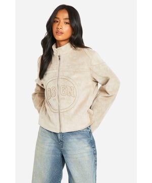 boohoo PETITE.Serving up the same statement styles in scaled down sizes, boohoo Petite is your port of call for perfectly proportioned pieces designed to fit women of 5&rsquo;3&rdquo;/1.60m and under.
