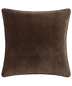 The Heavy Chenille cushion is constructed of luxurious chenille velvet and is soft and understated. This elegant yet contemporary design comes in a variety of subdued earthy tones and has a calm, washed appearance to go with any modern, neutral decor. Size: 50 x 50cm