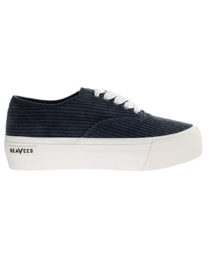 Seavees Sneakers
