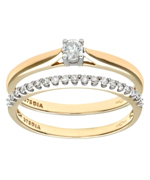 9K (375) witgoud: 2,3 gram; # Diamant: 0,25 ct