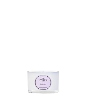 Verde y herbal, nuestra Lavanda es una fragancia suave y calmante. Tomamos los aceites de lavanda y lavandín y los mezclamos para obtener su inconfundible aroma -un carácter floral y ligeramente dulce- y los combinamos con un toque de pino para el frescor crujiente y maderas para un poco de calidez. Una fragancia brumosa y relajada que huele a lavanda en una brisa de verano. Especialmente ideal en los meses más cálidos, dondequiera que desee añadir frescor en el hogar.