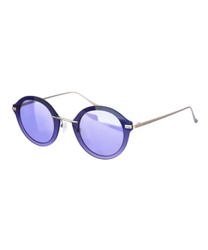 Gafas de sol Kypers con montura de metal.
Color Plateado-morado
Forma redonda.
Lentes de color Violeta
Patillas de metal con el nombre de la marca grabado.
100% Protección UV. 
Cristales antirreflejo.
Incluye una funda de tela de protección.

Medidas:  Alto lente: 50 mm. Ancho lente: 48 mm. Puente: 27 mm. Patillas: 135 mm.

Limpieza y manutención:
-Limpiar las gafas con agua y jabón (neutro).
- No utilice paños sucios o abrasivos, que puedan alterar las características de los filtros.
- Utilice solo accesorios y repuestos originales.