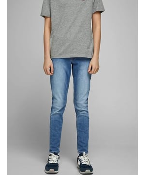Jack Jones Junior casual denim for everyday wear

Pair with any color or printed t-shirt.

Available in 8 to 16 Years sizes

Perfect for all season, summer, casual, outing

Machine washable