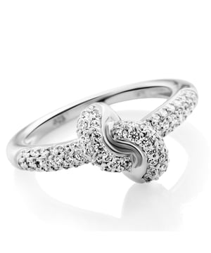Deze elegante Ring voor Vrouwen van Orphelia is het perfecte cadeau om jezelf of een geliefde te verwennen. De Ring is gemaakt van 925 Sterling Zilver, gekleurd Zilver in maat: 54, met een gewicht van 2,9 gram en een breedte van 1 cm op het breedste punt. De Orphelia 'Palma' Vrouwen 925 Sterling Zilveren Ring - Zilver ZR-7569 wordt geleverd in een prachtige geschenkdoos en heeft een garantie van twee jaar.