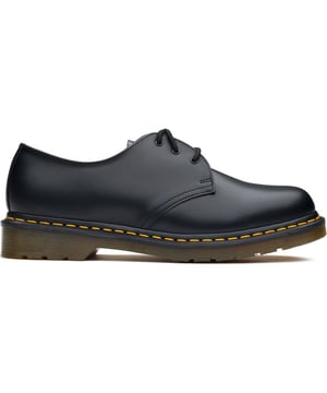 Iconic And Timeless; The 1461 Shoes Combine The Durability And Edginess Of All Classic Dr. Martens Styles. Smooth Leather Uppers Feature Derby Style Wingtips And Rounded Laces Along With The Signature Yellow Stitched Welting. Air Cushioned Rubber Sole Completes.