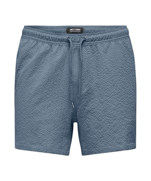 Hul jezelf in de ultieme zomerstijl met deze zwemshort voor heren. De normale pasvorm en mid-rise taille creëren een flatterend silhouet, terwijl de elastische tailleband en het trekkoord met koord zorgen voor een pasvorm op maat en een goede pasvorm.  De steekzakken en achterzak zijn zowel praktisch als stijlvol en bieden genoeg ruimte voor kleine benodigdheden. Of je nu aan het chillen bent bij het zwembad of op het strand, deze zwemshort is je ideale metgezel.  De seersuckertextuur en de kleine labelstiksels op de pijp voegen een vleugje exclusiviteit toe en benadrukken je individuele stijl. Deze zwemshorts zijn gemaakt van hoogwaardig materiaal en garanderen niet alleen een coole look, maar ook duurzaamheid.  Dus duik erin, wees stijlvol en geniet van de zon met deze zwemshorts.