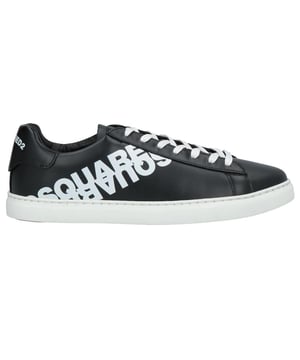 Zapatillas negras con logo reflejado de Dsquared2. Zapatillas de deporte negras con logotipo de la marca Mirrored2 de Dsquared2. Zapatilla deportiva de corte bajo, fabricada en Italia. Suela de goma, parte superior 100% cuero. Suela de marca. SMN0005 01501675 M063
