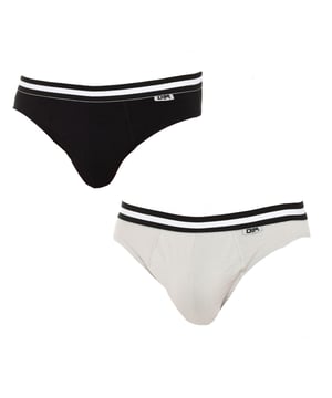Pack-2 Cotton Streech slips.
 Color Black-gray
 Rubber waistband.
 Label with the brand's name on the lower part of the waistband.
 Breathable fabric.
 Anatomical front with the ability to hold without tightening.
 Matching visible seams.

 Composition:
 - 96% Cotton- 4% Elastane.

 Care:
 - Wash at max. 40º.
 - Do not use bleach.
 - Do not use dryer.
 - Do not iron.
 Composition: 96% Cotton, 4% Elastane
 Care:
Wash at max temperature 40º.
 - Do not use bleach.
 - Do not use dryer.
 - Do not iron.