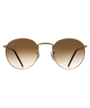 Ray-Ban Round Unisex Gold Brown Gradient RB3637 Las gafas de sol New Round son una silueta redonda elegante y sofisticada que desprende encanto retro con un toque moderno. Fabricadas con precisión, la montura metálica ofrece durabilidad y estilo, mientras que las lentes cuidadosamente seleccionadas ofrecen claridad y protección UV. El diseño llamativo y versátil de las nuevas gafas de sol redondas RB3637 las convierte en un accesorio imprescindible que realza cualquier conjunto con su atractivo atemporal y su toque de sofisticación moderna, ideal para quienes buscan un estilo icónico combinado con funcionalidad y artesanía de alta calidad.