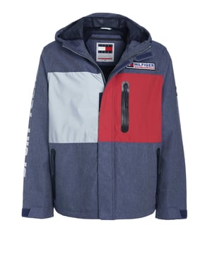 100% Polyester; Tommy Jeans Jacke; Modell: DM0DM07623 1A7; Hochwertig verarbeitet; Kapuze; Verdeckter Reißverschluss mit Klettverschluss vorne; Zwei seitliche Reißverschlusstaschen, eine auf der Brust; Tommy Jeans Logo-Details