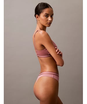 Calvin Klein Calvin Klein TONAL LOGO COTTON Womens Thong Red Grape W/ Apple Butter Logol&gt;
Closure/Fastening: Pull-On
Item Weight: 0.11 KG
Clothing Fit: Regular
Single Or Multi Pack?: Single
Gift Boxed: No
Material Composition: 53% Organic Cotton, 35% Modal, 12% Elastane
Underwear Type: ThongProduct Code: 000QF7954EVLZ
Clothing Type: Underwear
Closure/Fastening: Pull-On
Item Weight: 0.11 KG
Clothing Fit: Regular
Single Or Multi Pack?: Single
Gift Boxed: No
Material Composition: 53% Organic Cotton, 35% Modal, 12% Elastane
Underwear Type: ThongProduct Code: 000QF7954EVLZ
Clothing Type: Underwear
Closure/Fastening: Pull-On
Item Weight: 0.11 KG
Clothing Fit: Regular
Single Or Multi Pack?: Single
Gift Boxed: No
Material Composition: 53% Organic Cotton, 35% Modal, 12% Elastane
Underwear Type: ThongProduct Code: 000QF7954EVLZ