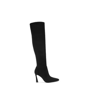 This KG Kurt Geiger Sweetie High Leg boot is crafted from a black suedette that reaches the knee. The heel is in a flared style. Heel height: 7cm.
