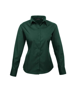 65% Polyester, 35% Katoenpopeline. Ontwerp: Eenvoudig. Bevestiging: Knop. Halslijn: Collared. Hem: Gebogen. Manchet: Dubbele knoop. Mouwtype: Met lange mouwen. Rugnaden, Bustenaden, Dubbel gevouwen naden, Onderhoudsvriendelijk, Geparelde knopen. Passend: Gemonteerd. 105gsm. Duurzaamheid: Amfori, BSCI, REACH, Sedex, WRAP Gecertificeerd.