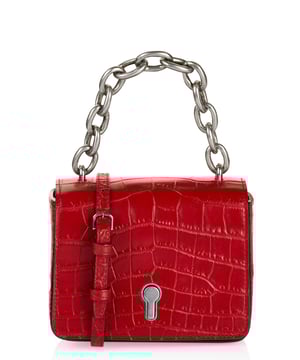 100% piel de becerro; Bolsa Bally; Modelo: 59397321064 F016; Mano de obra de alta calidad; En relieve; cierre magnético; Correa de hombro ajustable; Un compartimento de bolsillo; Dimensiones (cm): 15 x 12 x 7,5; Detalles del logotipo de Bally.