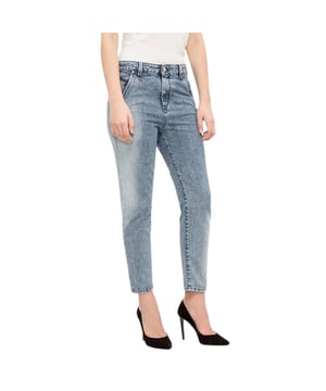Diesel - is an Italian fashion label, founded in 1978. Diesel is an innovative fashion company, producing a wide-ranging collection of jeans, clothing, shoes, and accessories for men's, women's and kids. The clothing line has two different brands: Diesel and Diesel Black Gold. The brand is primarily known for its trademark denim and high-quality casual wear that puts an edgy twist on luxury fashion with its pioneering new styles and creative design methods.



Women's Denim Jeans
Style Name:FAYZA-NE
Wash Code: 084MH
Denim Jeans Denim Division 
Made In Italy
Regular Fit
100% Cotton
Tapered cropped legs
Machine Washable (Please Check Care Lable Inside Jeans for More Details)
Zip Fly
5 Pocket ( 2 Hand, 2 Back, 1 Coin)
Faded
Colour: Medium Blue