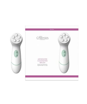  Cuatro cabezales de limpieza diferentes para distintos tipos de piel y necesidades
 Consigue un cutis fresco y rejuvenecido con los diferentes cabezales de cepillado
 set resistente al agua, duradero y práctico para un cuidado de la piel increíble

                                                                                                                                                                                                                                                                Presentamos Nuestro último set de limpieza con Cuatro cabezales diferentes para satisfacer los distintos tipos y necesidades de piel. Consigue un cutis fresco y rejuvenecido con El cabezal de cepillo de limpieza refinada para la limpieza diaria de la piel, El cabezal de cepillo suave para pieles sensibles, El cabezal de esponja para desmaquillar y El cabezal aplicador de masaje para un masaje facial relajante. este set resistente al agua, con un grado IPX5, garantiza durabilidad y comodidad para una experiencia de cuidado de la piel realmente increíble.