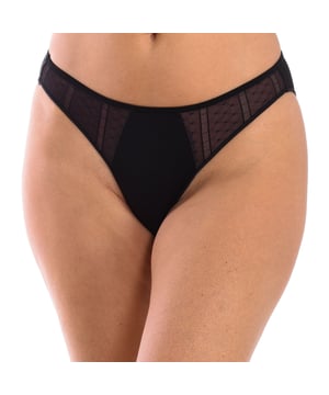 Classic panties with micro tulle print.

 The BK3081 micro tulle panty is designed to offer exceptional elegance and comfort. Ideal for everyday wear or special occasions, its delicate micro tulle adds a sophisticated and feminine touch.
 The soft, breathable fabric ensures freshness and comfort all day long, while the fitted design provides a flattering silhouette without restriction.
 Perfect for women looking for an intimate garment that combines style and functionality, the BK3081 model is a versatile and elegant option, providing softness, durability and a secure and comfortable fit for any occasion.
 Composition: 85% Polyamide, 15% Elastane
 Care:
Wash at maximum temperature 30º.
 Do not iron.
 Do not use bleach.
 Do not use dryer.
 Do not dry clean.