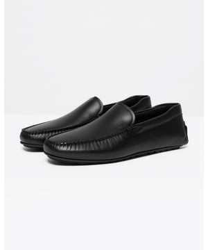 Easy-wear moccasins in nappa leather with a TPU driver outsole featuring signature details by BOSS.
Fastening top: Slip-onFully linedPackaging: Box
90% Polyamid, 10% Polyurethane, Sole: 100% Thermoplastic polyurethane, Upper material: 100% Cow skin, Innersole: 90% Polyamid, 10% Polyurethane
 
50517134
 