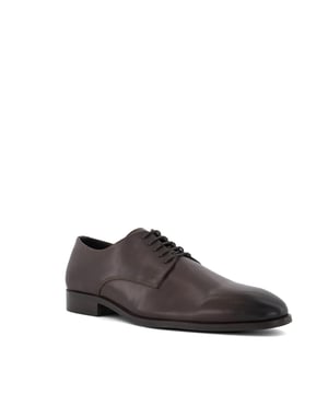 Gibson silhouettes are a Dune London signature. Featuring a five-eyelet lacing system, this chiselled silhouette is crafted from the finest materials.  Finished with a lined footbed for added comfort, this long-lasting favourite lends itself worthy to your sartorial styling, for seasons to come.