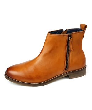 Frank James Newbury Ladies Womans Leather Chelsea Boots with zips. These real leather ankle boots feature a leather upper, cushioned insole, textile lining and composite sole.