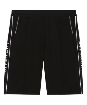 Eleva tu estilo con los pantalones cortos negros. Estos comodos pantalones cortos de Givenchy Black ofrecen un look elegante y versatil, perfecto para cualquier ocasion. Ya sea que vayas al gimnasio o hagas recados, estos pantalones cortos brindan estilo y funcionalidad. !Renueva tu guardarropa hoy!, 100% Algodon, Cinturilla elastica, Bolsillos grandes en la espalda, Bajo con marca, Shorts negros, Ropa urbana