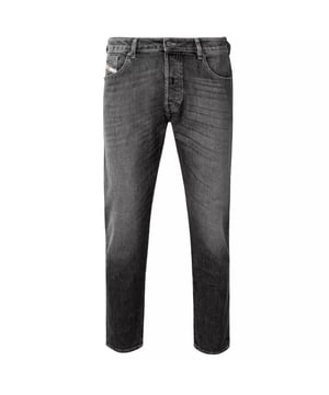 Pantalones vaqueros negros de Diesel, bragueta de botones, cierre de botones, 99 % algodon, 1 % elastano Denim elastico, corte entallado, pernera conica, estilo negro, bolsillo para monedas con la marca, insignia de la marca Diesel